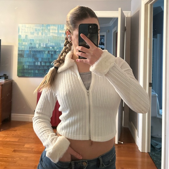 Motel Rocks Loria fur cardigan white - Picture 2 of 6